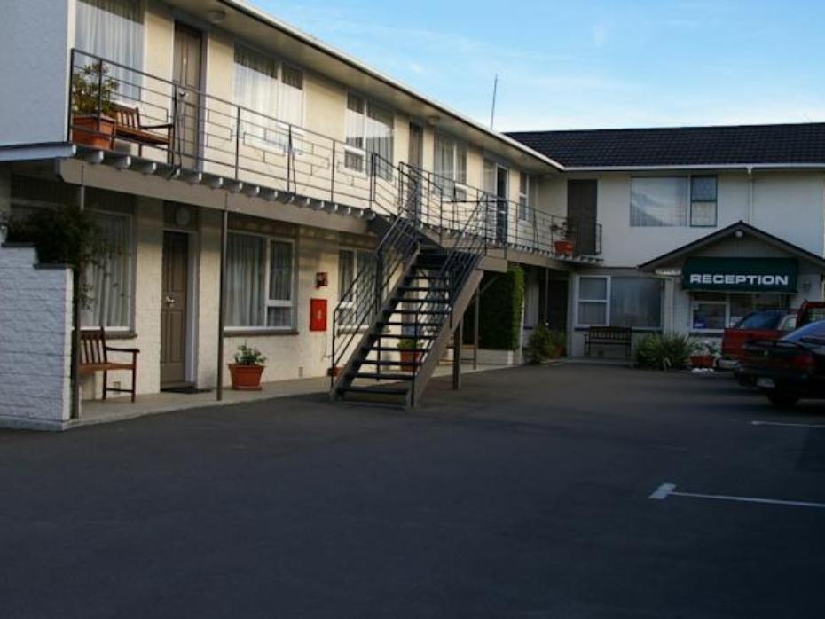 Adelphi Motel Κράισττσερτς Εξωτερικό φωτογραφία